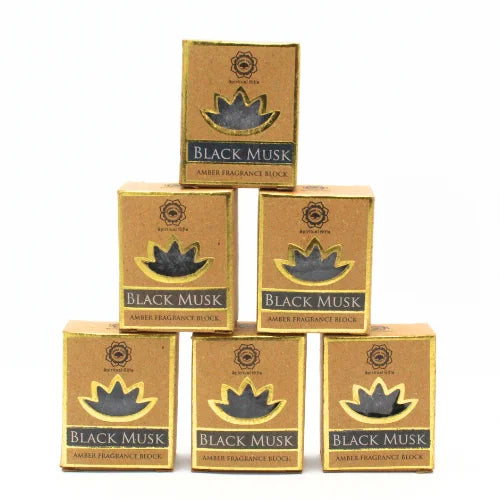 Gestapelde boxen van Black Musk geurblokje met green tree amber aroma