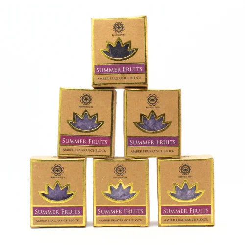 Gestapelde zomerfruit geurblokjes met groene boom amber en boom amber geur
