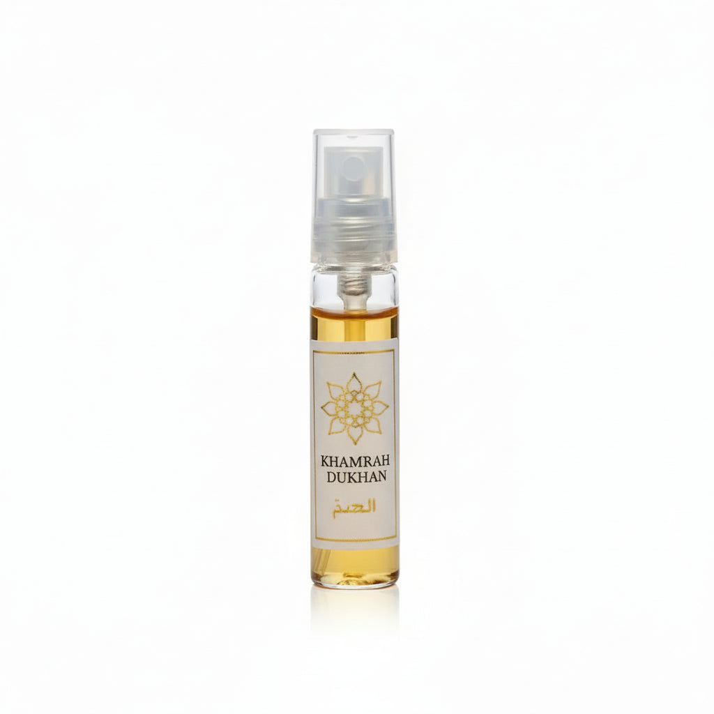 Vierkante Khamrah Dukhan parfumfles met getextureerde dop