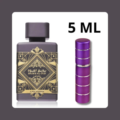 Lattafa Parfum Badee Oud Amethyst fles en reisatomizer met houtachtige noten