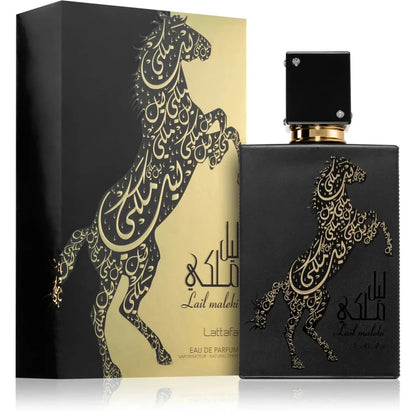Zwarte Lattafa Parfum Lail paardenfles met goud en Arabische kalligrafie